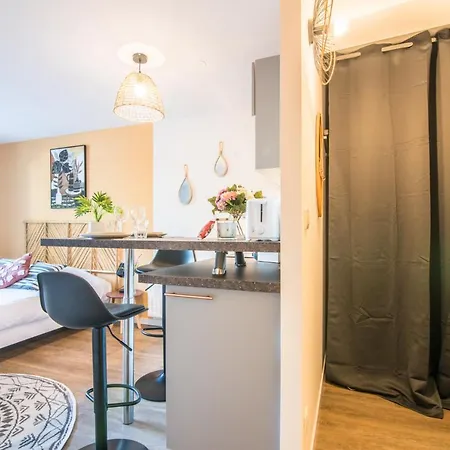 Tram - L'absolu Apartment